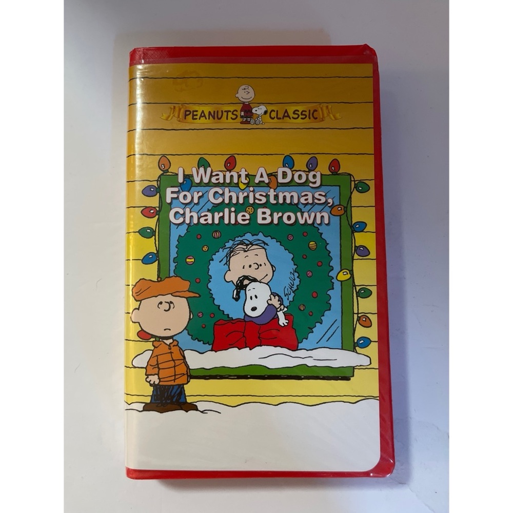 Peanut’s Classic VHS I Want a Dog for Christmas, Charlie Brown